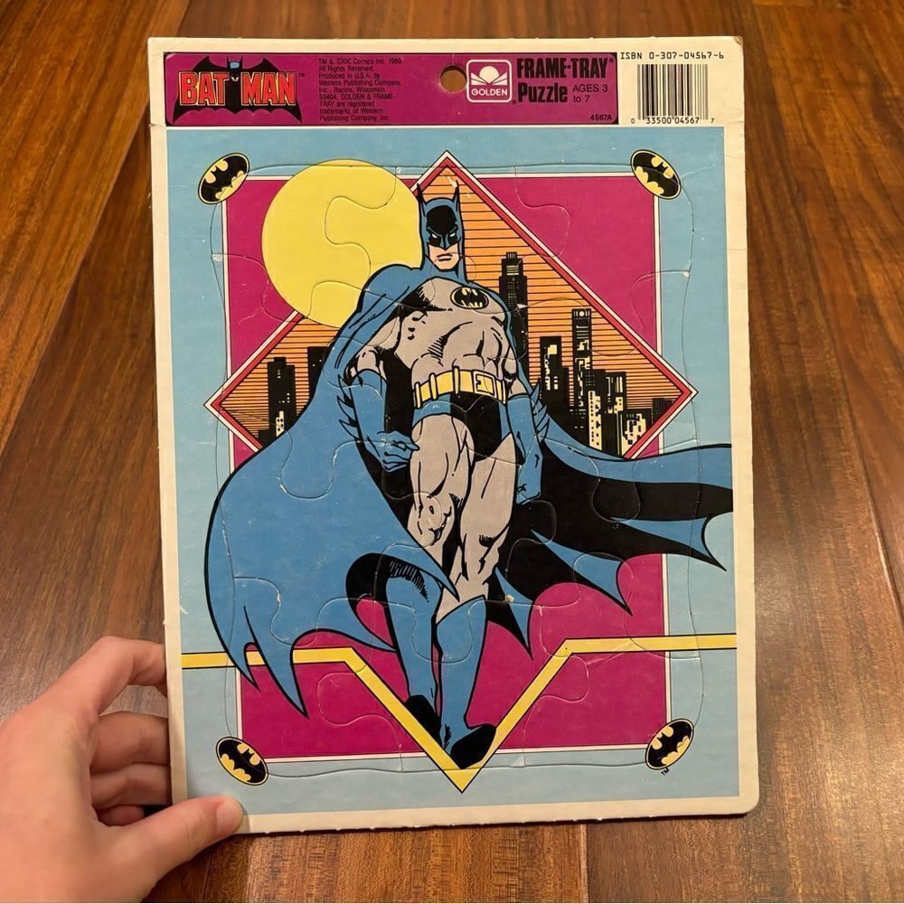 Batman vintage 1989 DC Comics Golden Frame Tray 12 piece cardboard puzzle